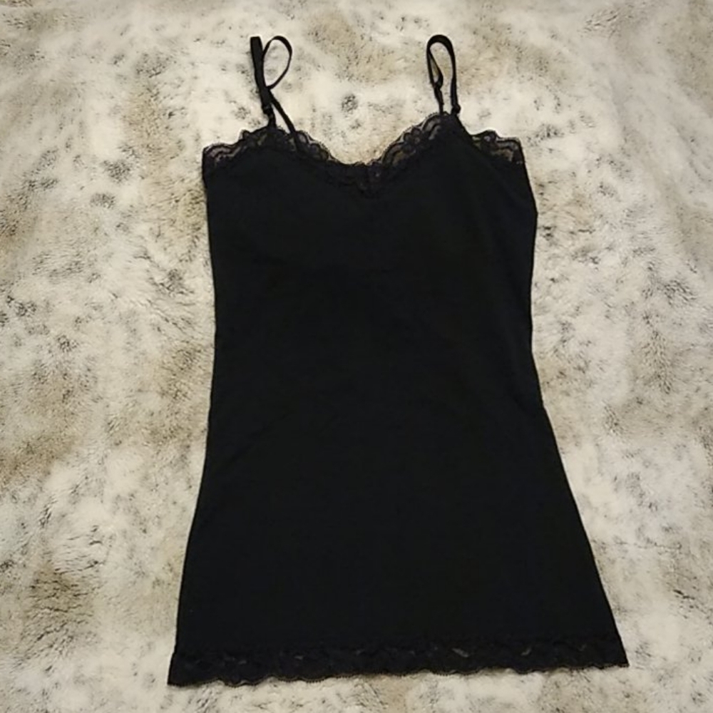 Excellent No Boundaries Camisole: Medium (7-9)